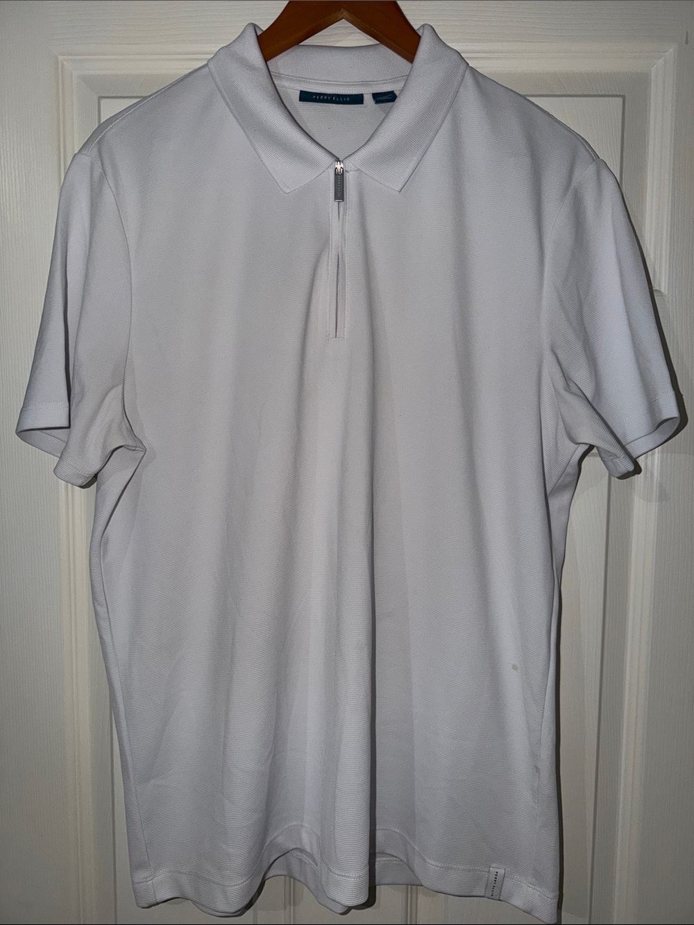 Perry Ellis Men’s Short Sleeve Polo Shirt
Size Large